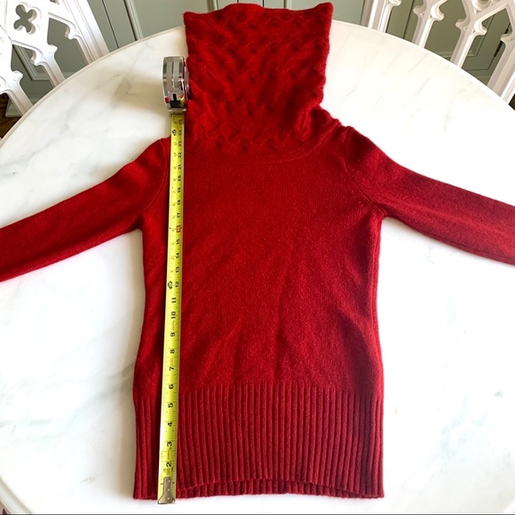 NWOT Banana Republic Red Cashmere Cabled Cowl Neck Sweater Sz S - Picture 6 of 9